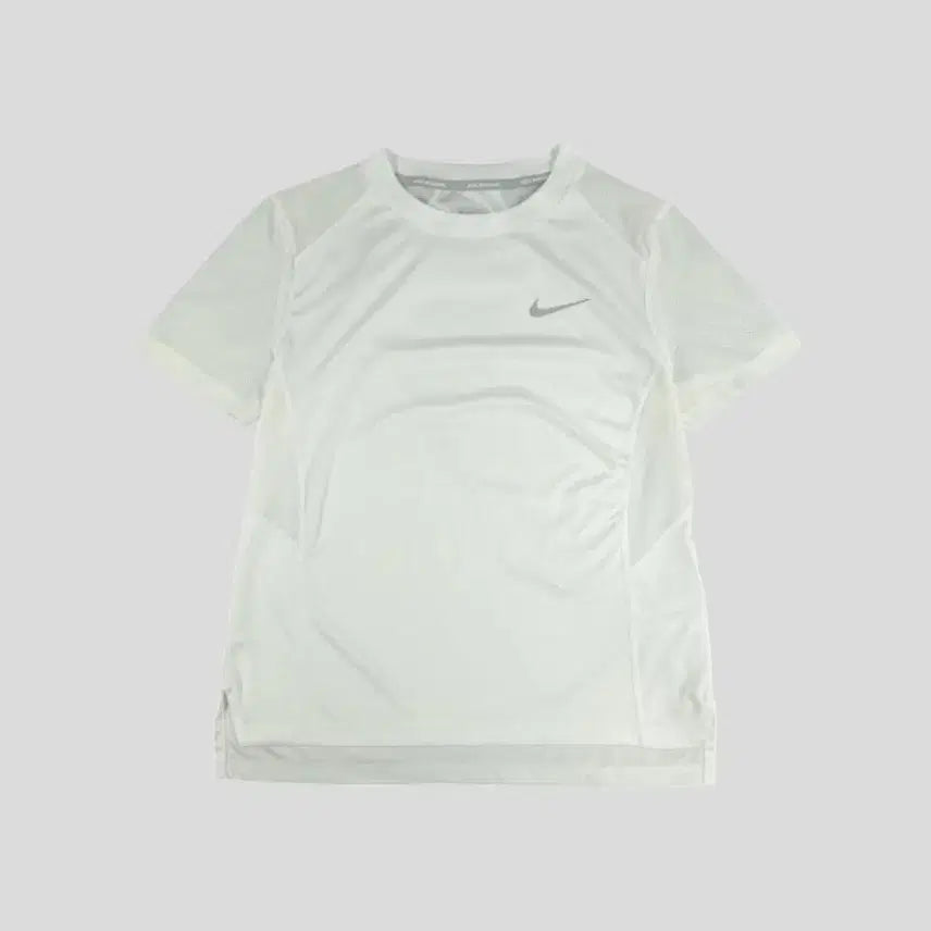 [BUNJANG] Nike Running White Reflective Swoosh Logo Dri-FIT Performance Short Sleeve T-Shirt - Women's M / 나이키 러닝 화이트 리플렉티브 스우시 로고 메쉬 드라이핏 기능성 반팔 티셔츠 WOMANS M