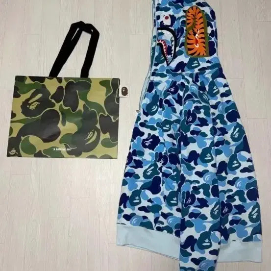 [BUNJANG] BAPE ABC Shark Full Zip Hoodie / 베이프 ABC 후드반집업 판/교