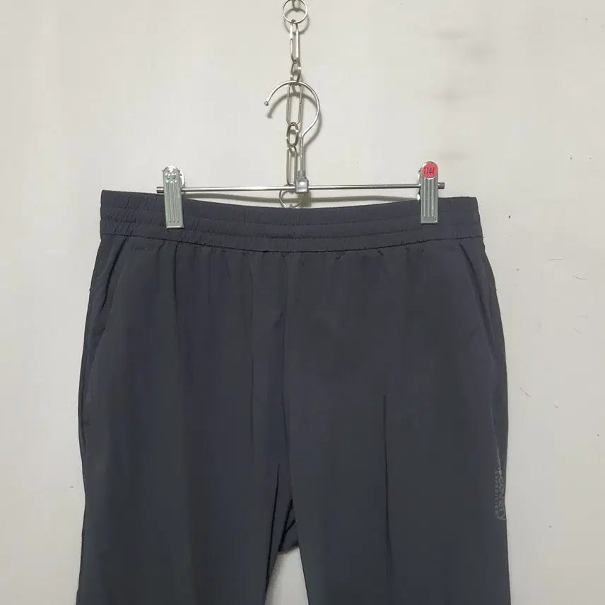 [BUNJANG] Discovery Women's Spring/Summer Woven Pants Black 27-inch / 1144) 디스커버리 여성 춘하 우븐팬츠 27인치 23년식