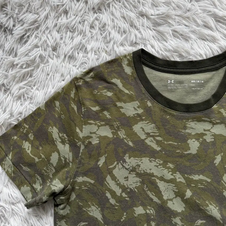 [BUNJANG] Under Armour Vintage Japanese Camo T-Shirt / UNDER ARMOUR 일본빈티지 카모 반팔 빈티지반팔 언더아머 M 40