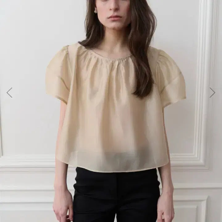 [BUNJANG] The Portar SHEER PUFF RIBBON BLOUSE, Shell Beige / 더포르타 SHEER PUFF RIBBON BLOUSE, SHELL BEIGE
