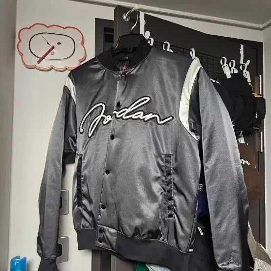[BUNJANG] Nike Jordan Varsity Jacket / (L)나이키 조던 바시티 자켓 저렴히팝니다.(상태양호)