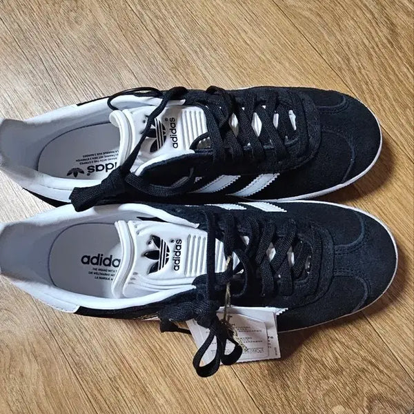 [BUNJANG] Adidas Gazelle Core Black Women's Shoes Size 225 / 아디다스 가젤 코어 블랙 새상품 225