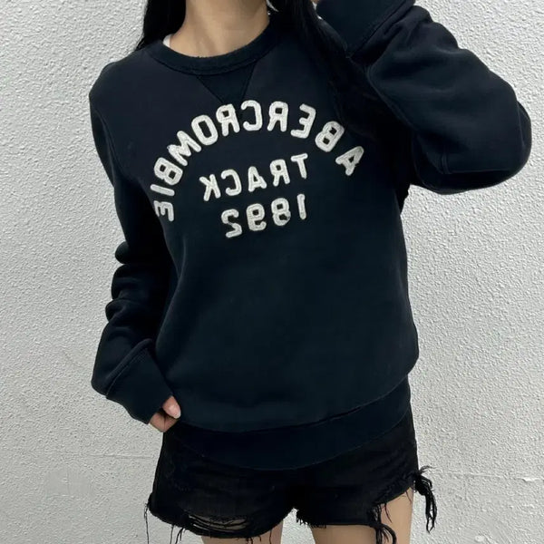 [BUNJANG] Abercrombie & Fitch Center Logo Sweatshirt Navy L / 아베크롬비 센터로고 네이비 맨투맨 L