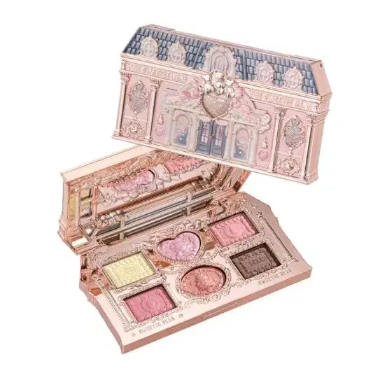 [BUNJANG] Flower Knows Sweet Bear Makeup Palette 02 Strawberry Milk (Sealed) / (미개봉 새상품)플라워노즈 스위트베어 메이크업 팔레트 02 스트로베리 밀크