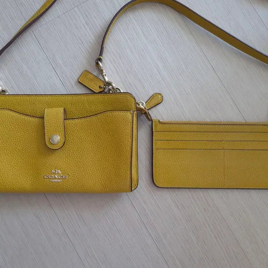 [BUNJANG] Coach Pop-up Messenger Bag Yellow Polished Pebble Leather 53529 / coach 코치 팝업 메신저백 53529 옐로우