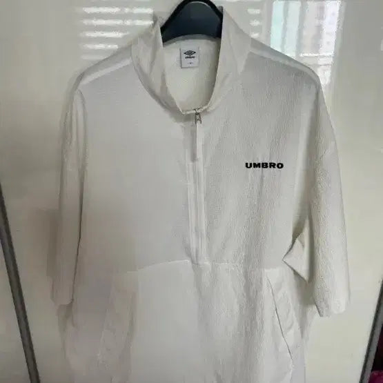 [BUNJANG] Umbro Seersucker Half-Zip Anorak Windbreaker White / 엄브로 시어서커 반집업 아노락 바람막이 화이트 110