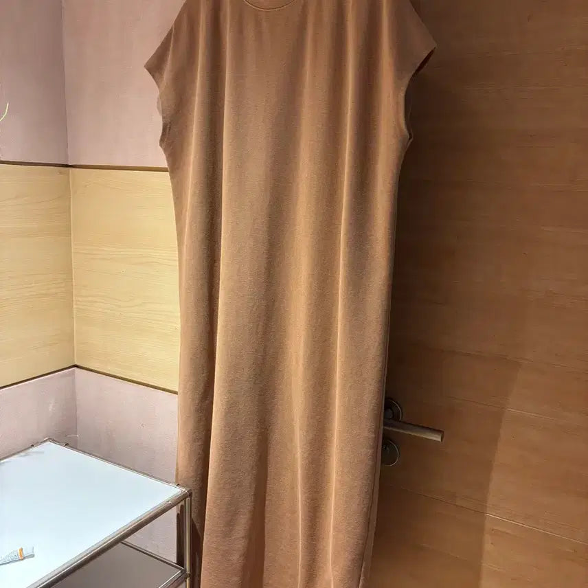 [BUNJANG] Brown Round Neck Long Dress / 브라운 라운드넥 롱원피스