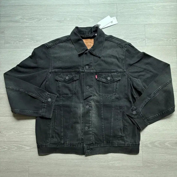 [BUNJANG] Levi's 3rd Generation Vintage Fit Trucker Denim Jacket (90s, Limited Edition, New) / (해외한정판,희귀매물,새상품) 90년대 리바이스 3세대 빈티지핏 트러커 데님 자켓