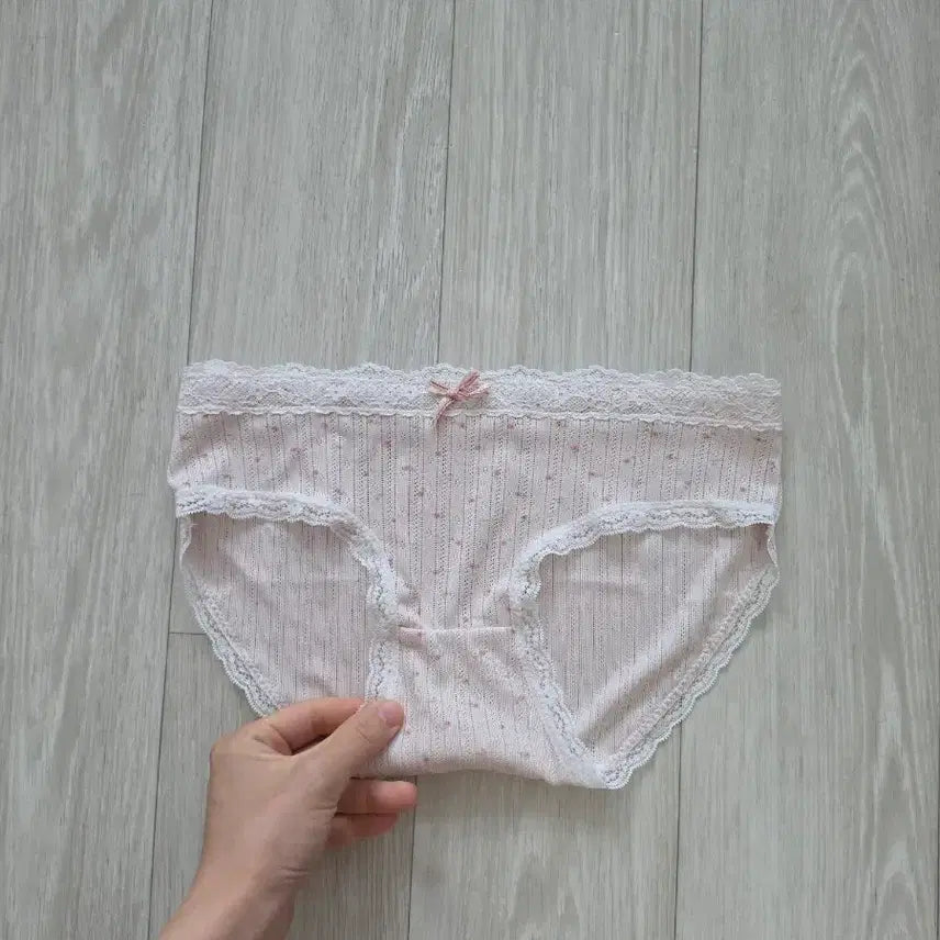 [BUNJANG] Pink Floral Embroidered Women's Panties / 핑크 꽃자수 여성 속옷 팬티
