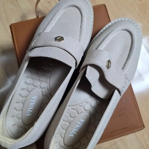[BUNJANG] Vivire Women's Loafers Beige 245 / 39.비바이어 여성 로퍼 베이지색245.실착용1회 상태좋아요