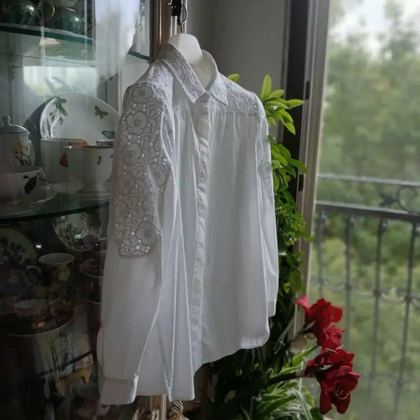 [BUNJANG] It Misha Cotton Embroidery Punching Blouse Size 55 / 잇 미샤 순면 자수 펀칭 블라우스 55