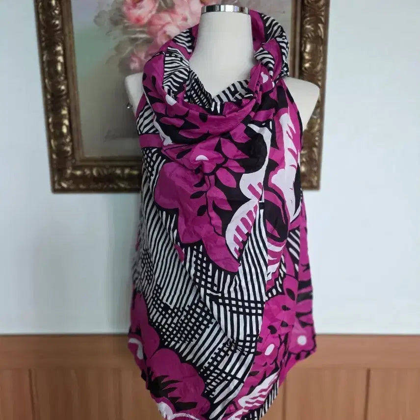 [BUNJANG] Vivienne Westwood Sleeveless Shawl / 비비안웨스트우드 나시숄