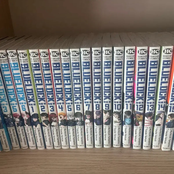 [BUNJANG] Blue Lock Manga Bundle (Volumes 1-15, 31, 35) / 블루록 만화책 일괄