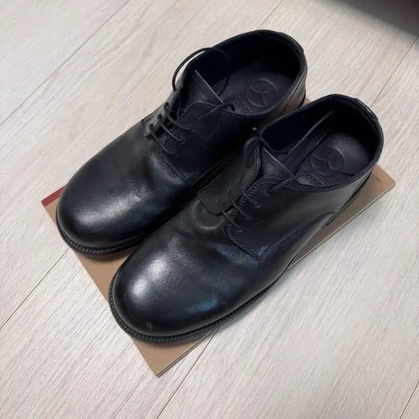 [BUNJANG] Yase Holy Horsehide Leather 265 / 야세 홀리 홀스하이드 265