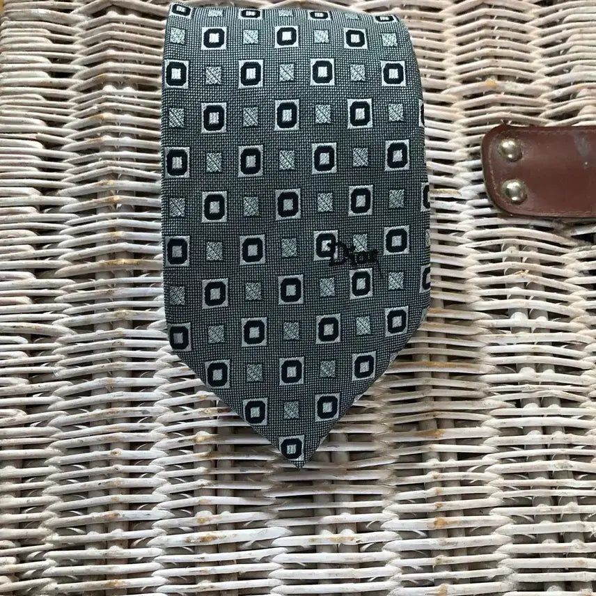 [BUNJANG] Christian Dior Silk Pattern Necktie / 크리스찬디올 넥타이 실크 패턴 넥타이