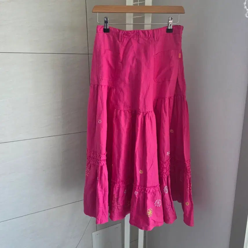 [BUNJANG] Oilily Flower Embroidery Tiered Long Skirt Pink / 오일릴리 플라워 자수 캉캉 스커트 핑크