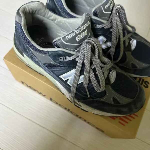 [BUNJANG] New Balance 991 Made in UK Navy Sneakers / [265] 뉴발란스 991 메이드 인 UK 네이비