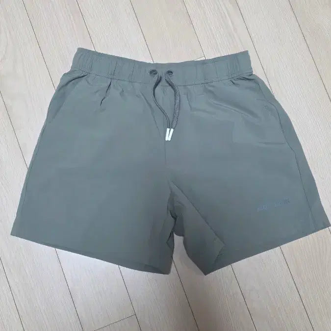 [BUNJANG] KOLON SPORT Daypack Shorts / 코오롱스포츠, 새상품