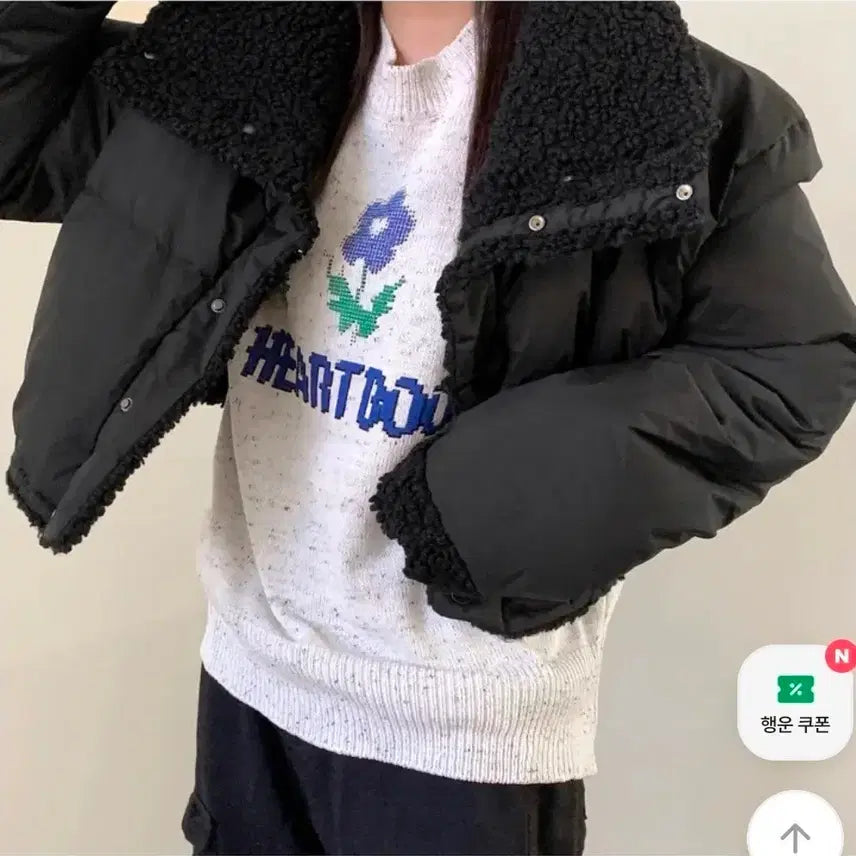 [BUNJANG] Reversible Sherpa Cropped Puffer Jacket / 리버시블 양털 뽀글이 크롭 점퍼 하이넥 카라 숏패딩 (블랙)