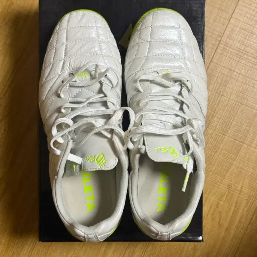 [BUNJANG] Athleta Futsal Shoes / 아슬레타 풋살화