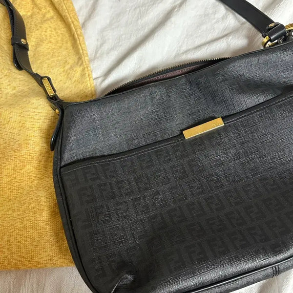 [BUNJANG] Fendi Epí Leather Shoulder Crossbody Bag / 정품 펜디 숄더 크로스백 에삐가죽