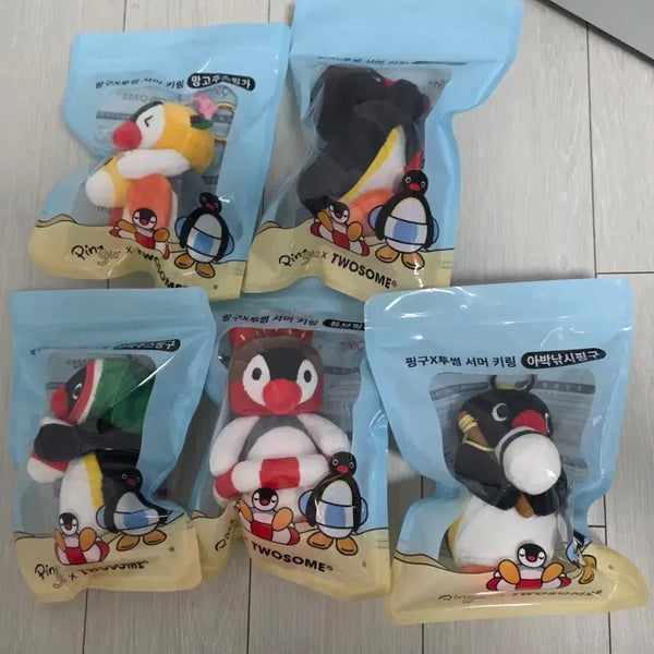 [BUNJANG] Twosome Penguin Pingu Keyring (5 Types) / 투썸 핑구 키링 5종  수박 아박 서핑 망고 튜브