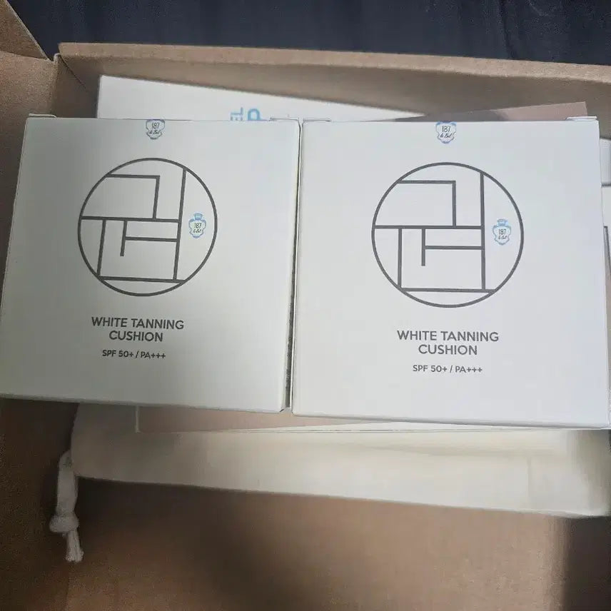 [BUNJANG] 187Label Kwon Edition White Tanning Cushion Bundle Set / 187라벨 권에디션 화이트태닝 쿠션 두개 일괄 판매 합니다