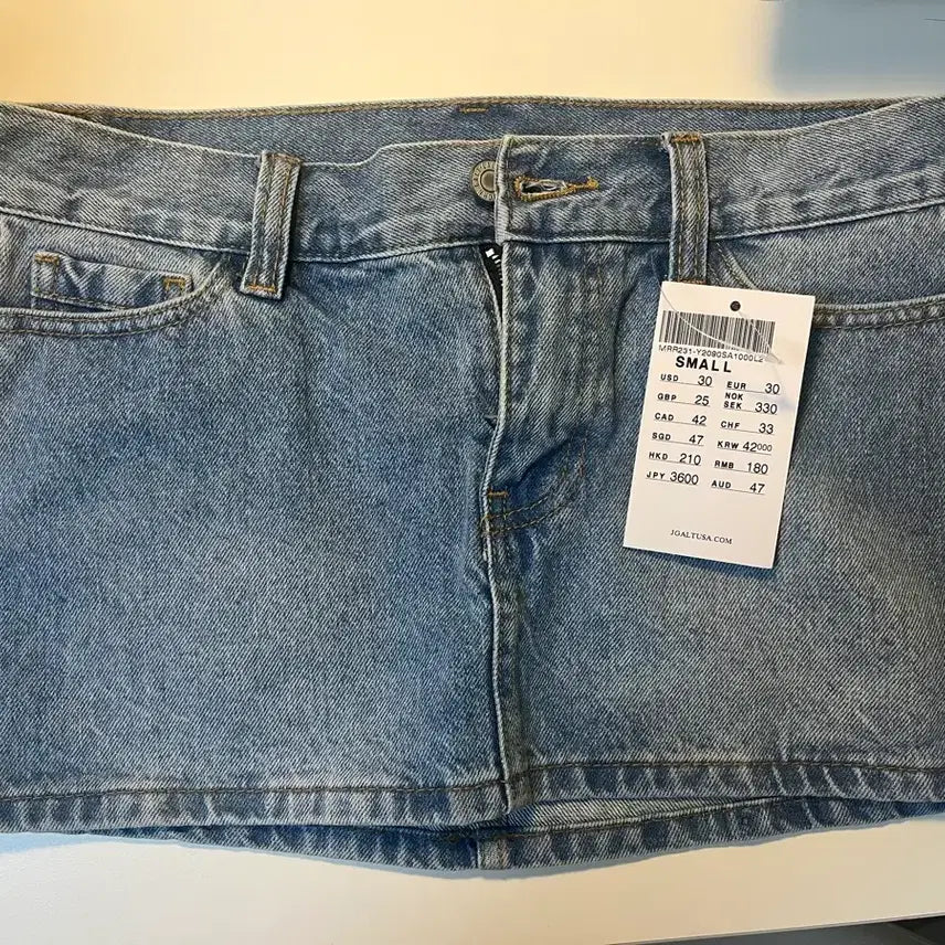 [BUNJANG] Brandy Melville Low-Rise Denim Skirt S / 새상품) 브랜디 멜빌 로우라이즈 데님스커트 청치마 S