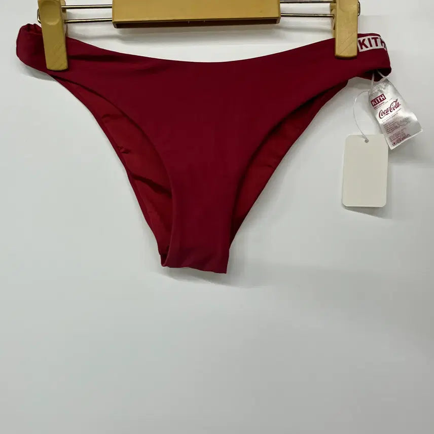 [BUNJANG] Kith Women x Coca-Cola Bikini Bottoms Size S / Kith Women x Coca-Cola 비키니 하의 S사이즈