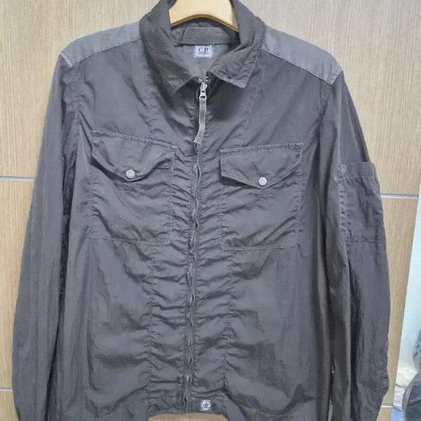 [BUNJANG] CP Company Windbreaker Jacket Deep Khaki Size 100 / cp컴퍼니 바람막이 자켓 100