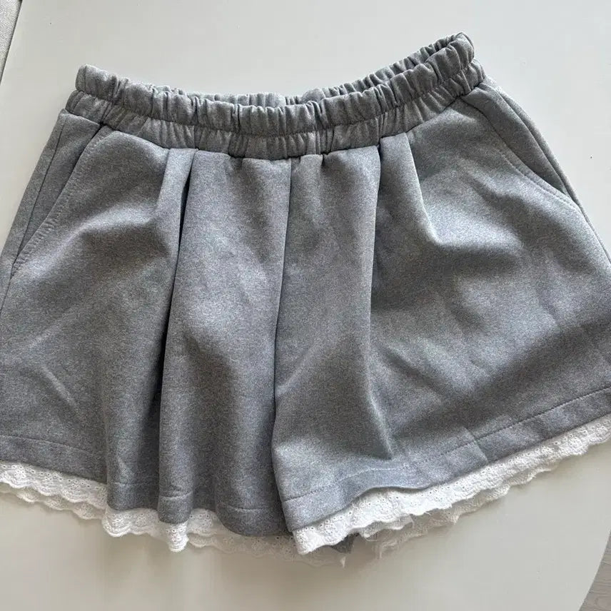 [BUNJANG] Lace Gray Shorts / 레이스 회색 반바지