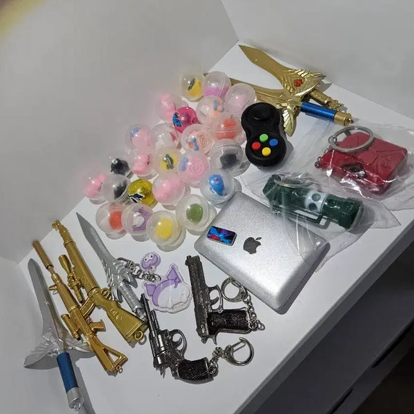 [BUNJANG] Capsule Toy Sword/Gun Keychains and Accessories Set / 캡슐토이 칼/총 키링 및 소품 세트