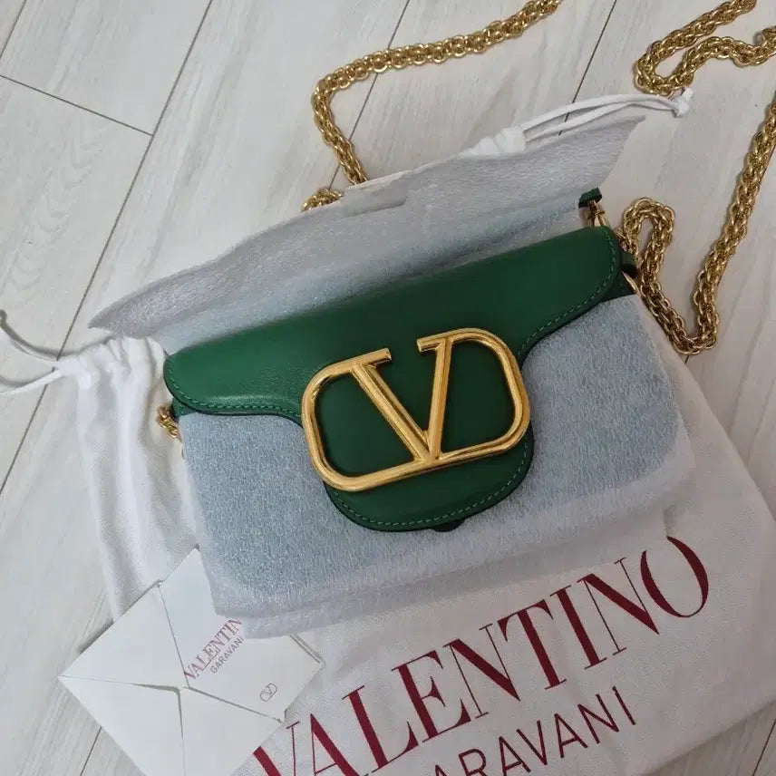 [BUNJANG] Valentino Garavani VLogo Chain Crossbody Bag Green / (정품)발렌티노 로코 체인 크로스백