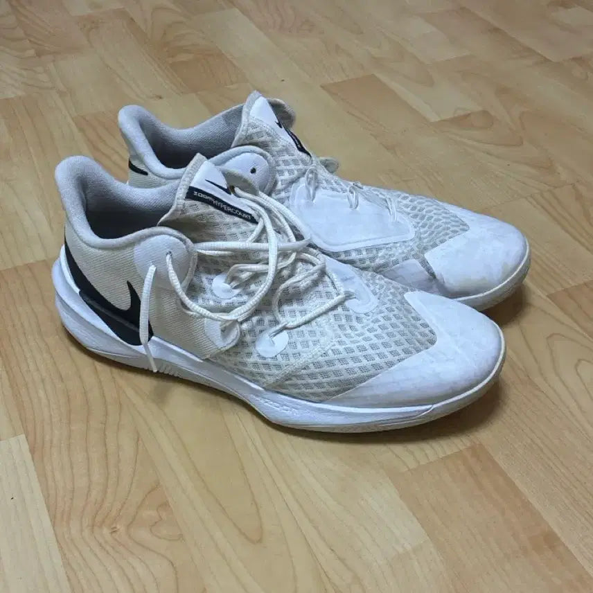 [BUNJANG] Nike Zoom Hypercourt 300 Indoor Shoes / 나이키 줌 하이퍼 코트 300