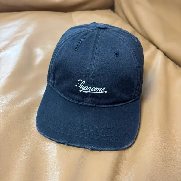 [BUNJANG] Supreme 6-Panel Distressed Black Cap / 슈프림 6패널 볼캡 모자 디스트레스드 블랙