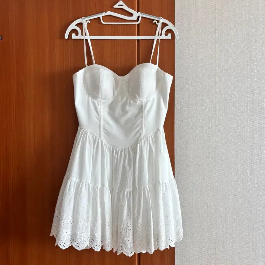 [BUNJANG] White Lace Bustier Dress / (새상품) 화이트 레이스뷔스티에원피스 발레코어룩
