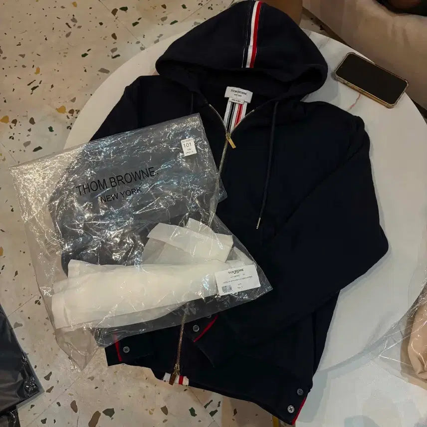 [BUNJANG] Thom Browne Back Three-Stripe Zip-Up Hoodie Navy Size 3 / [정품] 톰브라운 백삼선 금방 후드집업