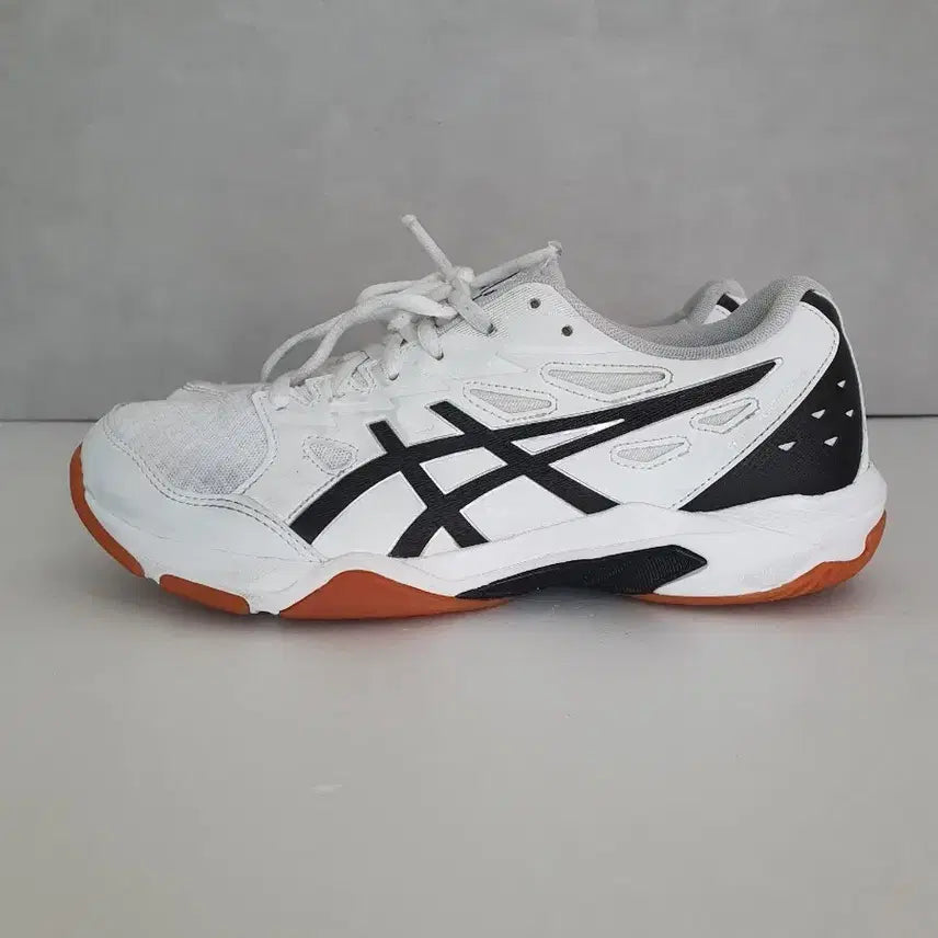 [BUNJANG] ASICS Gel Rocket 11 White Indoor Shoes (260mm) / 아식스 젤 로켓 11 화이트 인도어화 (260)