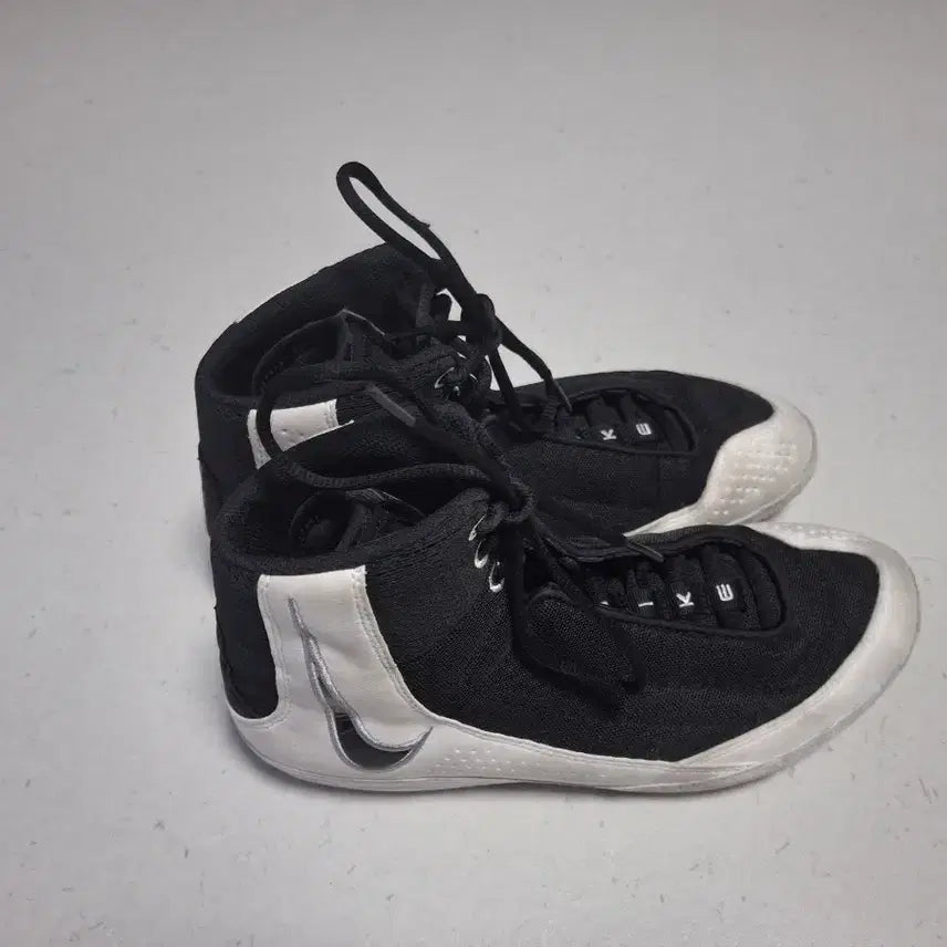 [BUNJANG] Nike Inflict 4 Boxing Shoes Size 275 / 나이키 인플릭트 4 복싱화 사이즈 275