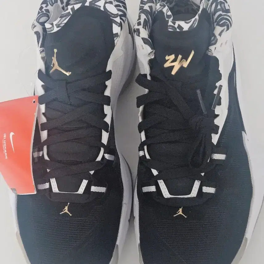 [BUNJANG] Nike Air Jordan Zion Basketball Shoes Black Size 260 / 나이키 에어조던 자이온 농구화 블랙 260 사이즈