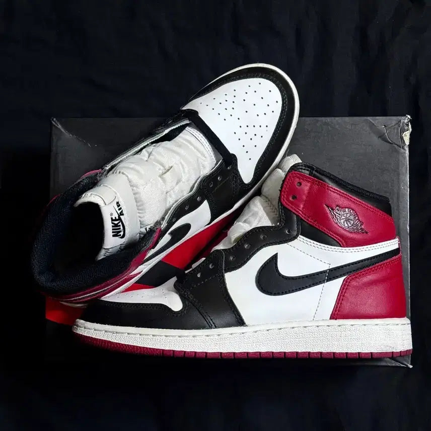 [BUNJANG] Nike Air Jordan 1 Retro High Black Toe GS 2016 / [245] 나이키 에어 조던1 레트로 하이 블랙토 GS 2016