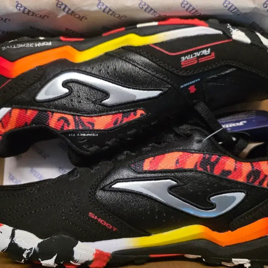 [BUNJANG] Joma Reactive TF Futsal Shoes (Magma) / 조마 리액티브 TF 풋살화