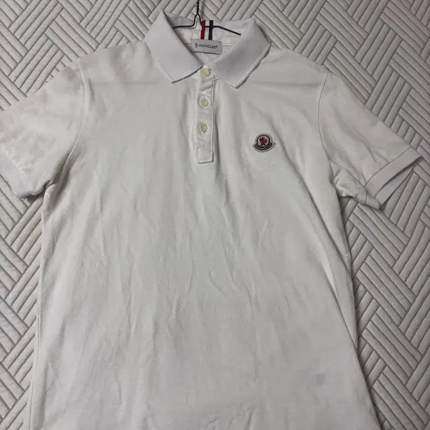 [BUNJANG] Moncler Neck Collar T-Shirt / !급처! 몽클레어 넥카라 티셔츠 판매/교신/교환