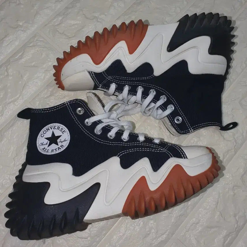 [BUNJANG] Converse Run Star Motion High Black (230mm) / [특A급/정품] 컨버스 런스타 모션 하이 블랙 230mm 판매합니다