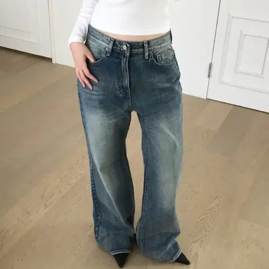 [BUNJANG] Ootj Vintage Washing Semi-Bootcut Jeans / Ootj 빈티지 워싱 세미부츠컷 5만원대