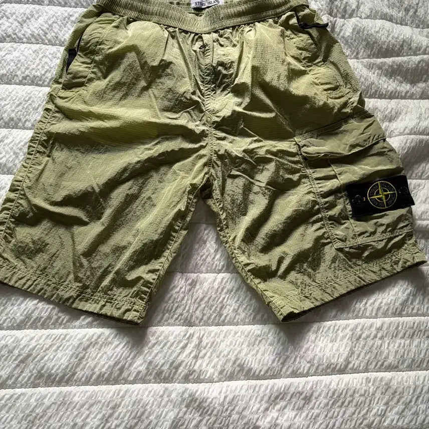 [BUNJANG] Stone Island Nylon Metal Shorts / 스톤아일랜드 나일론메탈 반바지