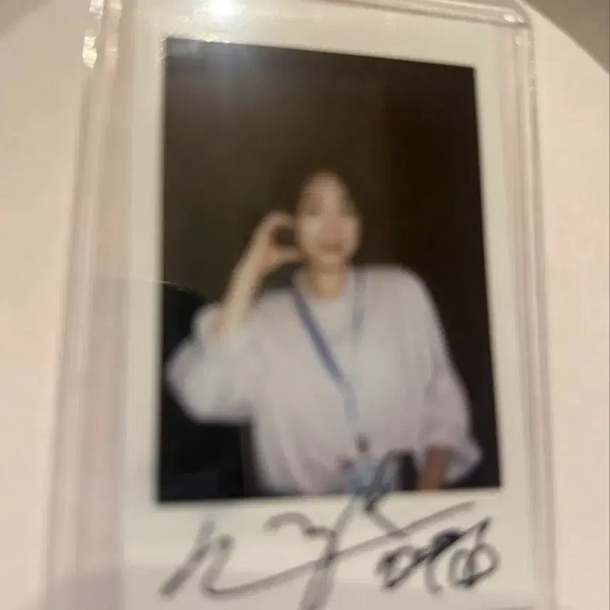 [BUNJANG] Sojuyeon Autographed Polaroids / 배우 소주연 친필 사인 폴라 260710