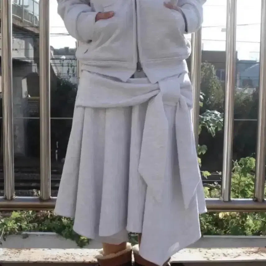 [BUNJANG] CHEMISTRY Bow Asymmetric Skirt Mélange Grey / 체메씨 보우 언발란스 스커트 멜란지 그레이