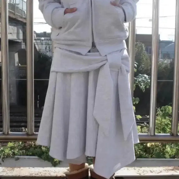 [BUNJANG] CHEMISTRY Bow Asymmetric Skirt Mélange Grey / 체메씨 보우 언발란스 스커트 멜란지 그레이